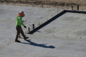 reinforced vs. non-reinforced concrete slabs